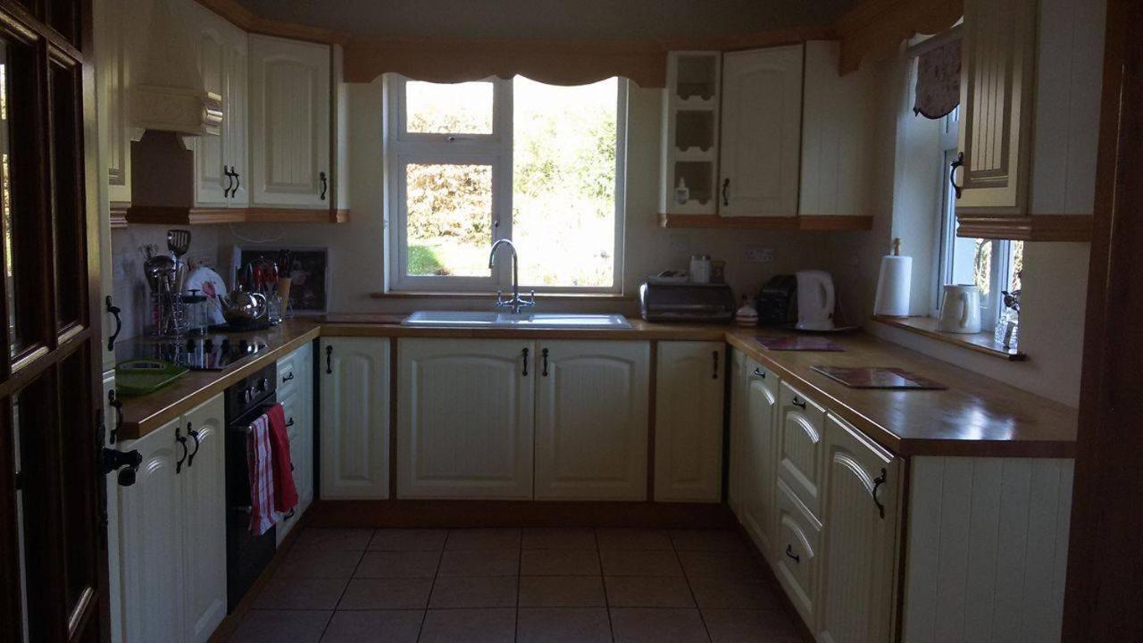 Hazel Cottage Limerick Junction Стая снимка